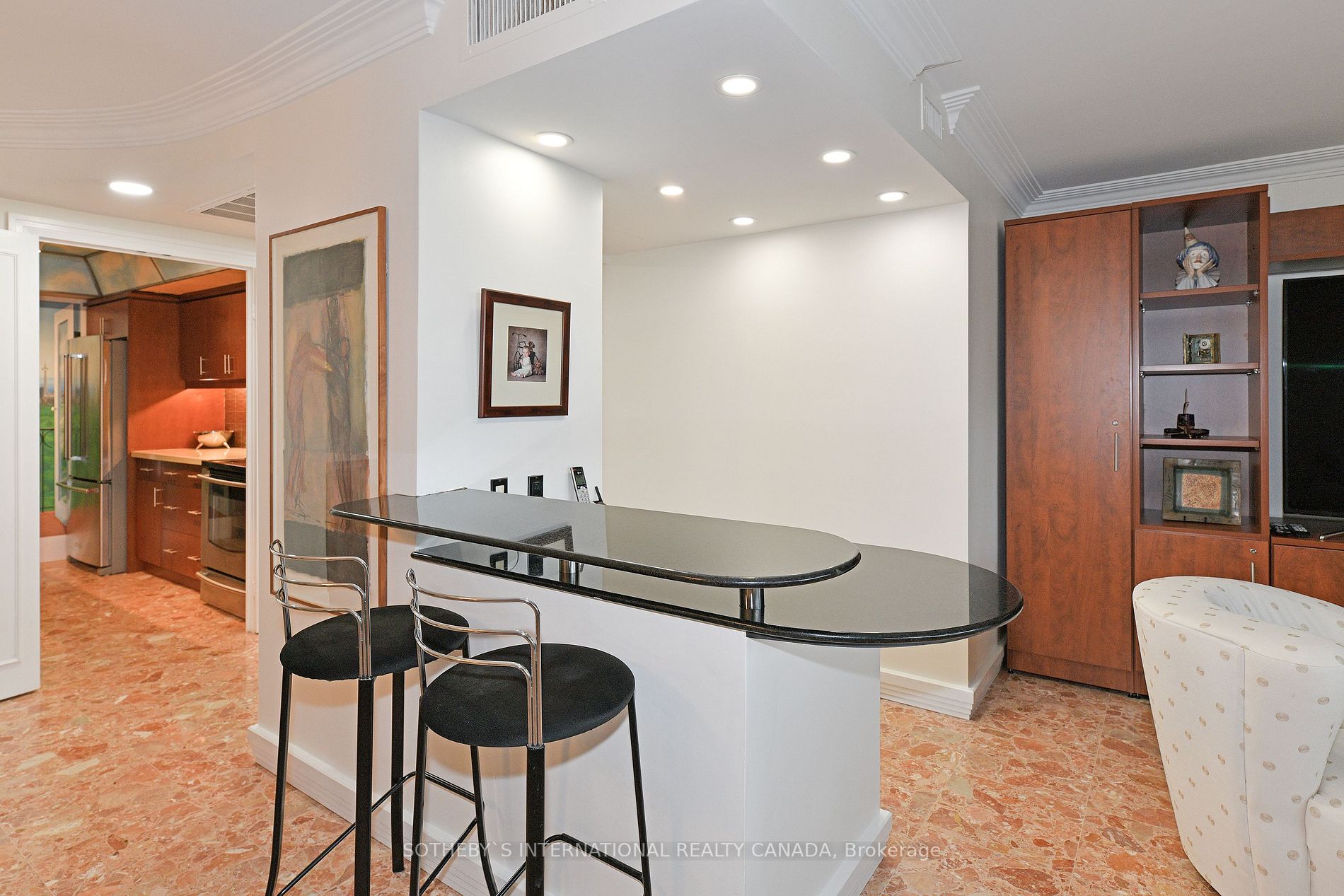 61 St Clair Ave W, #1504