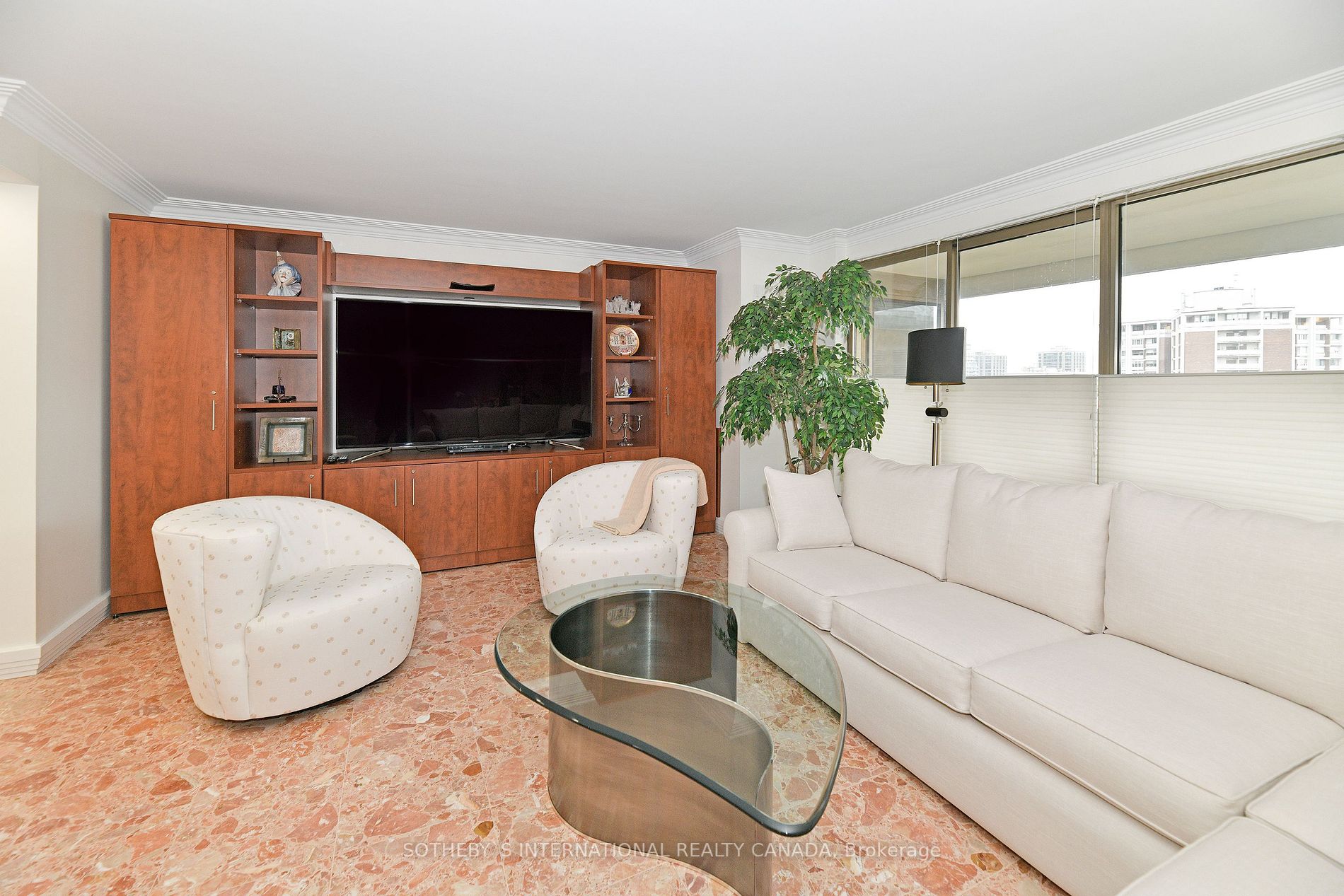 61 St Clair Ave W, #1504