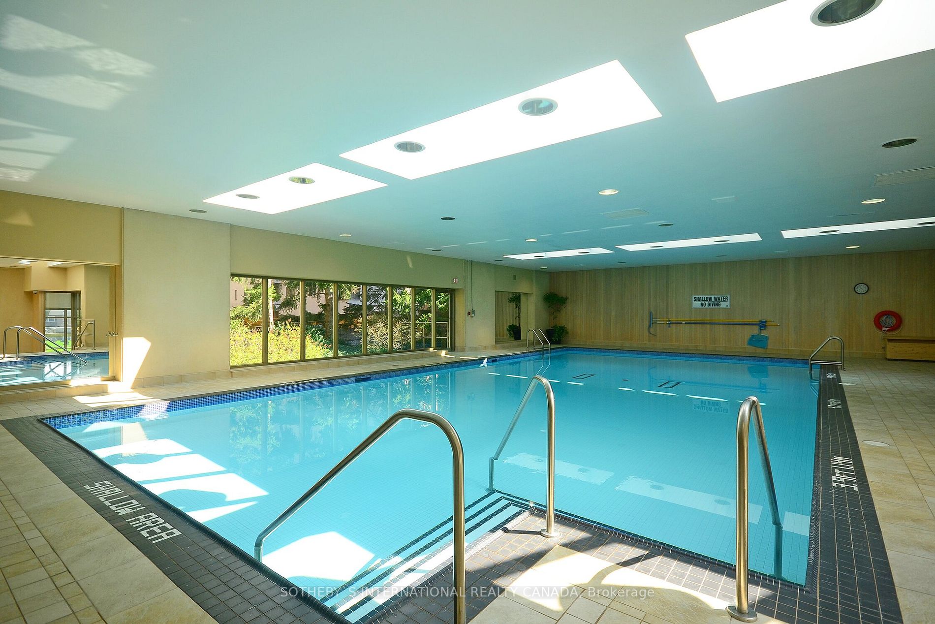 61 St Clair Ave W, #1504