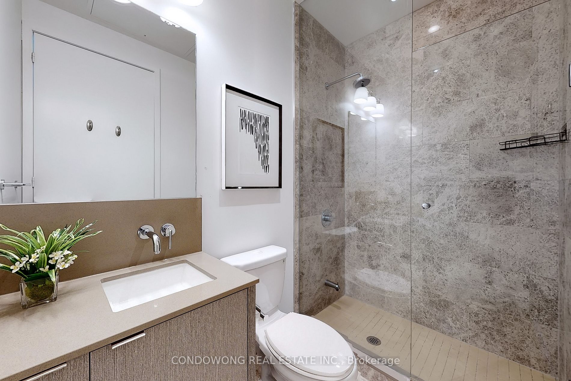 88 Harbour Street, #7210