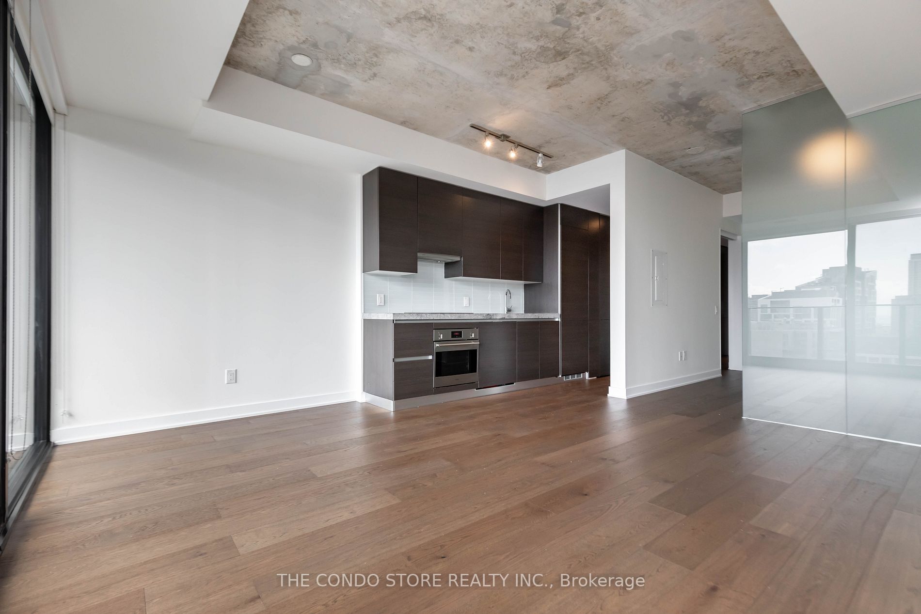 629 King Street W, #1304