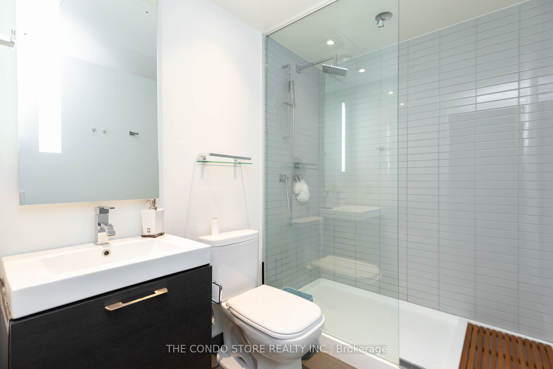 629 King Street W, #1304