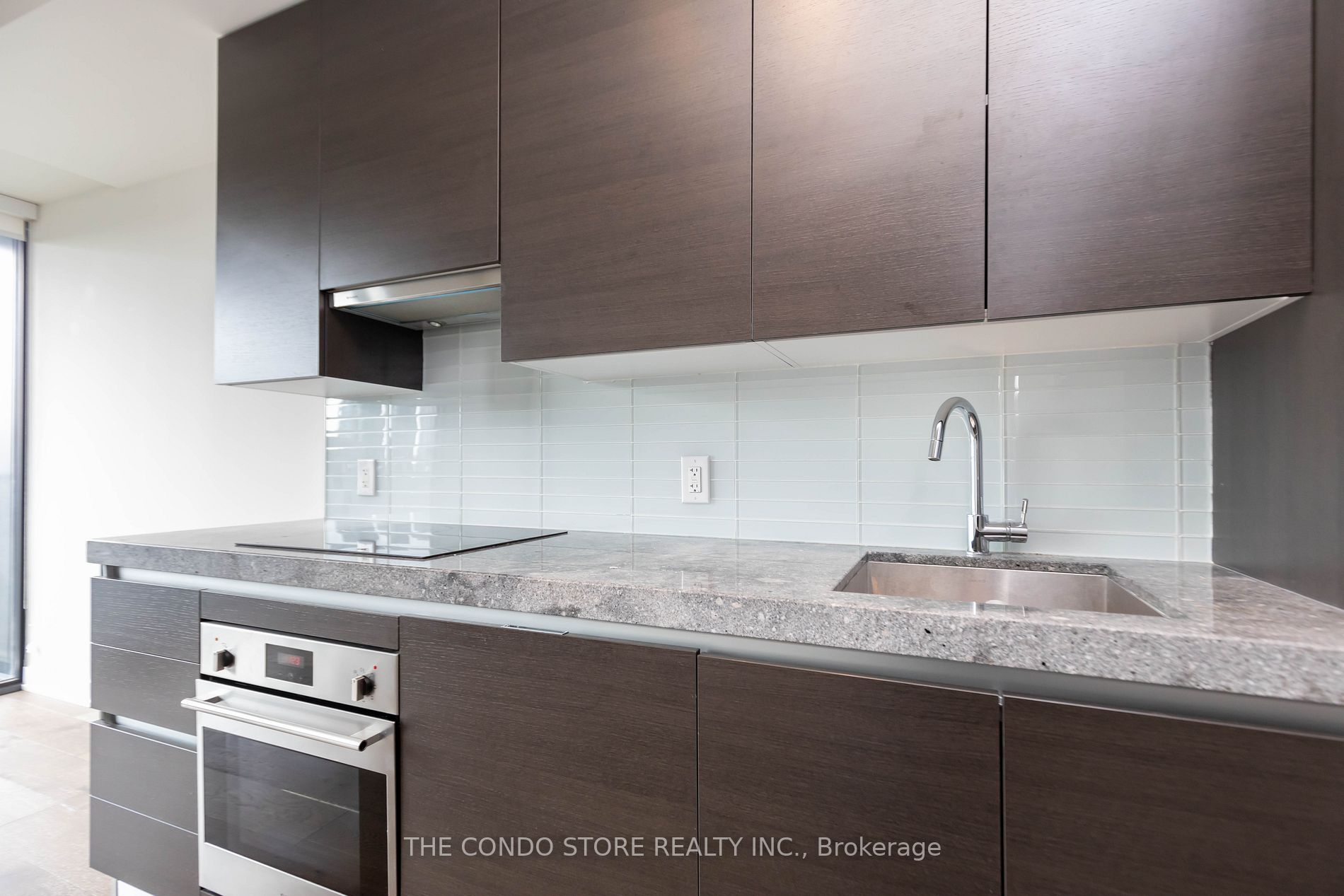 629 King Street W, #1304
