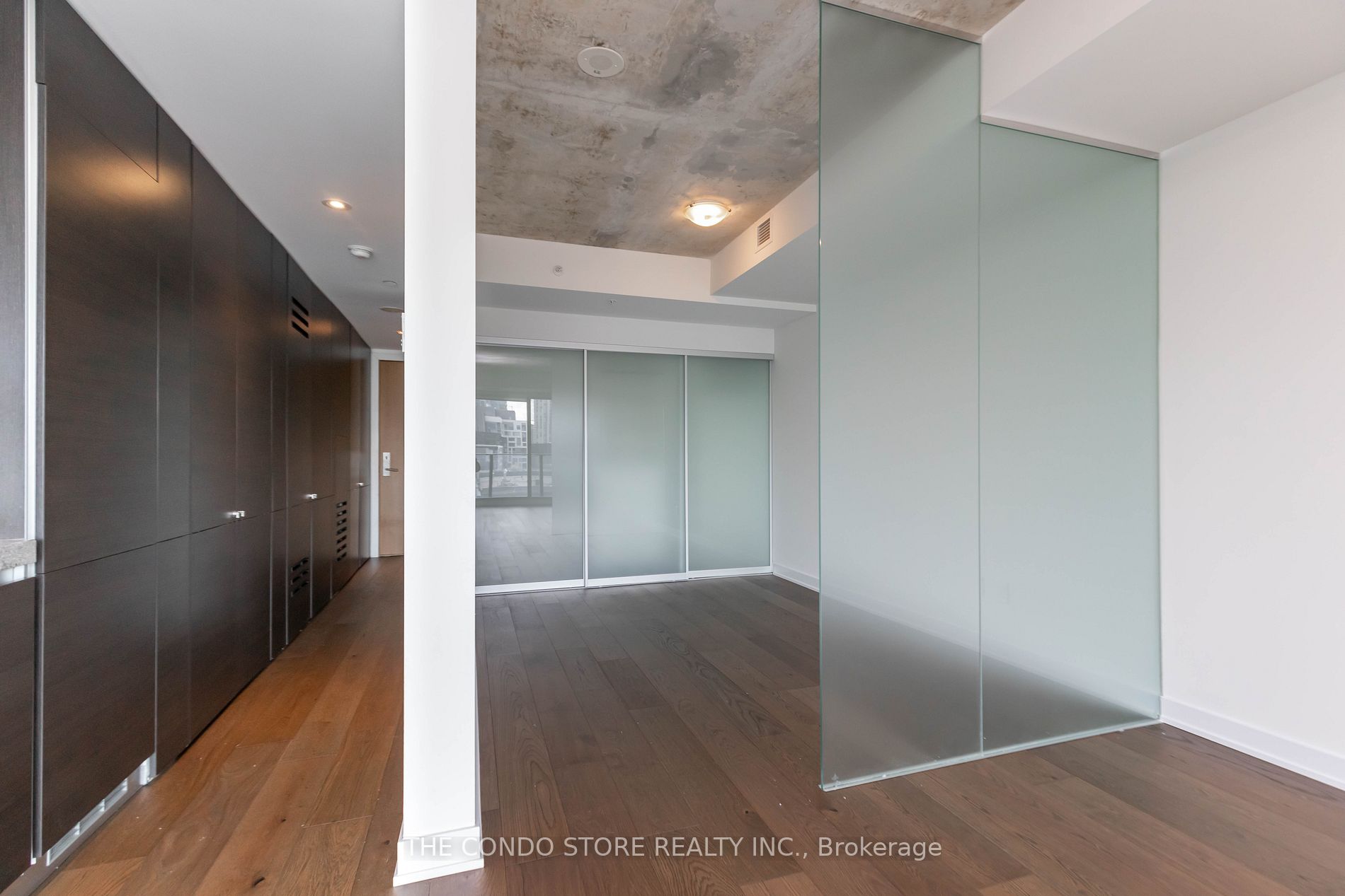 629 King Street W, #1304