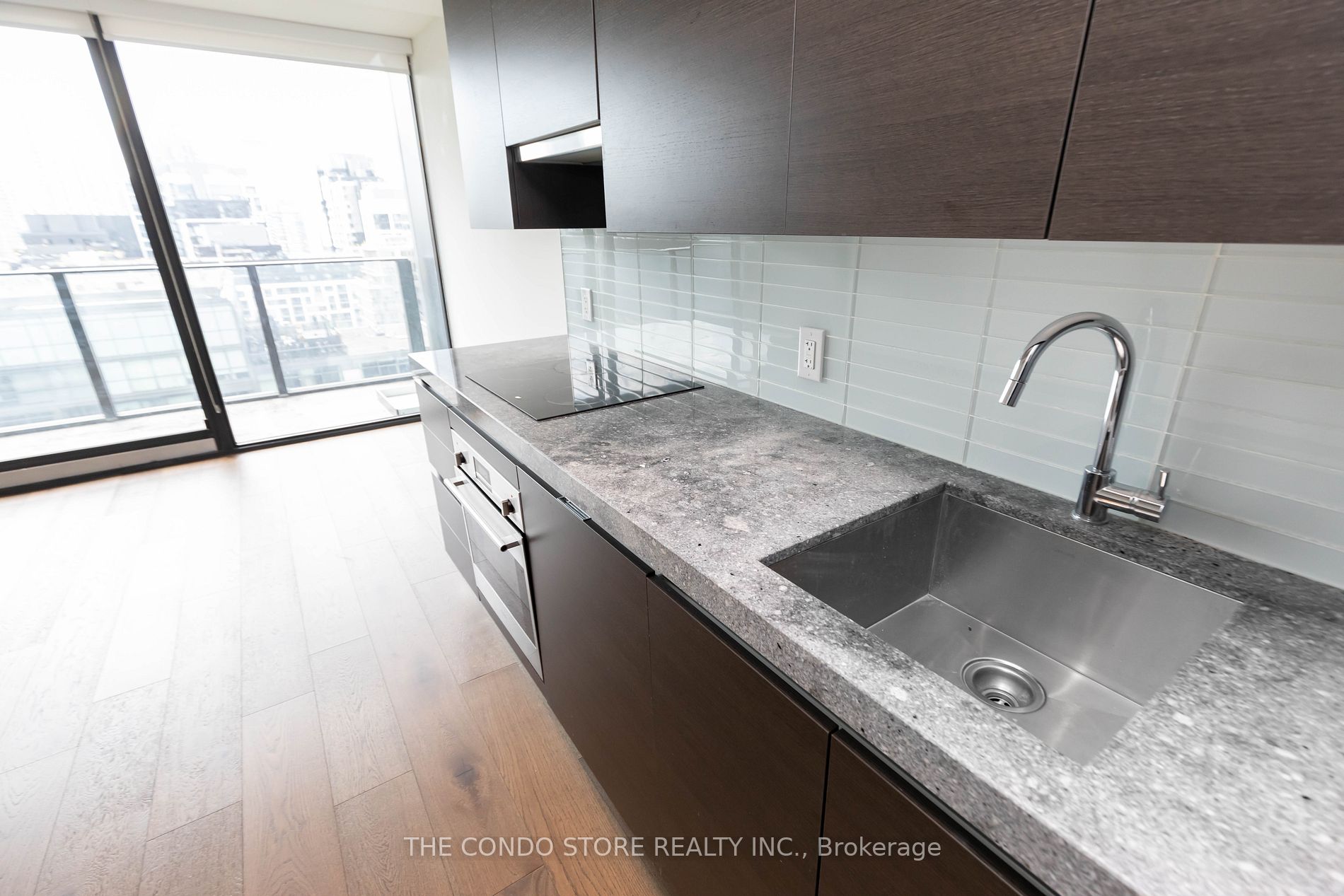 629 King Street W, #1304