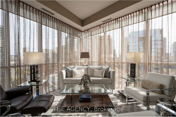 32 Davenport Rd, Toronto