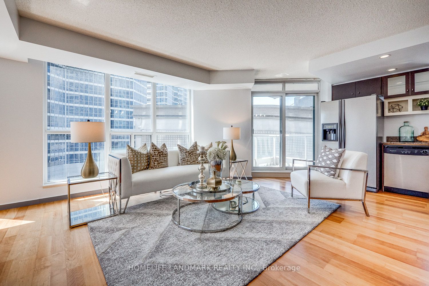 8 York St, #612