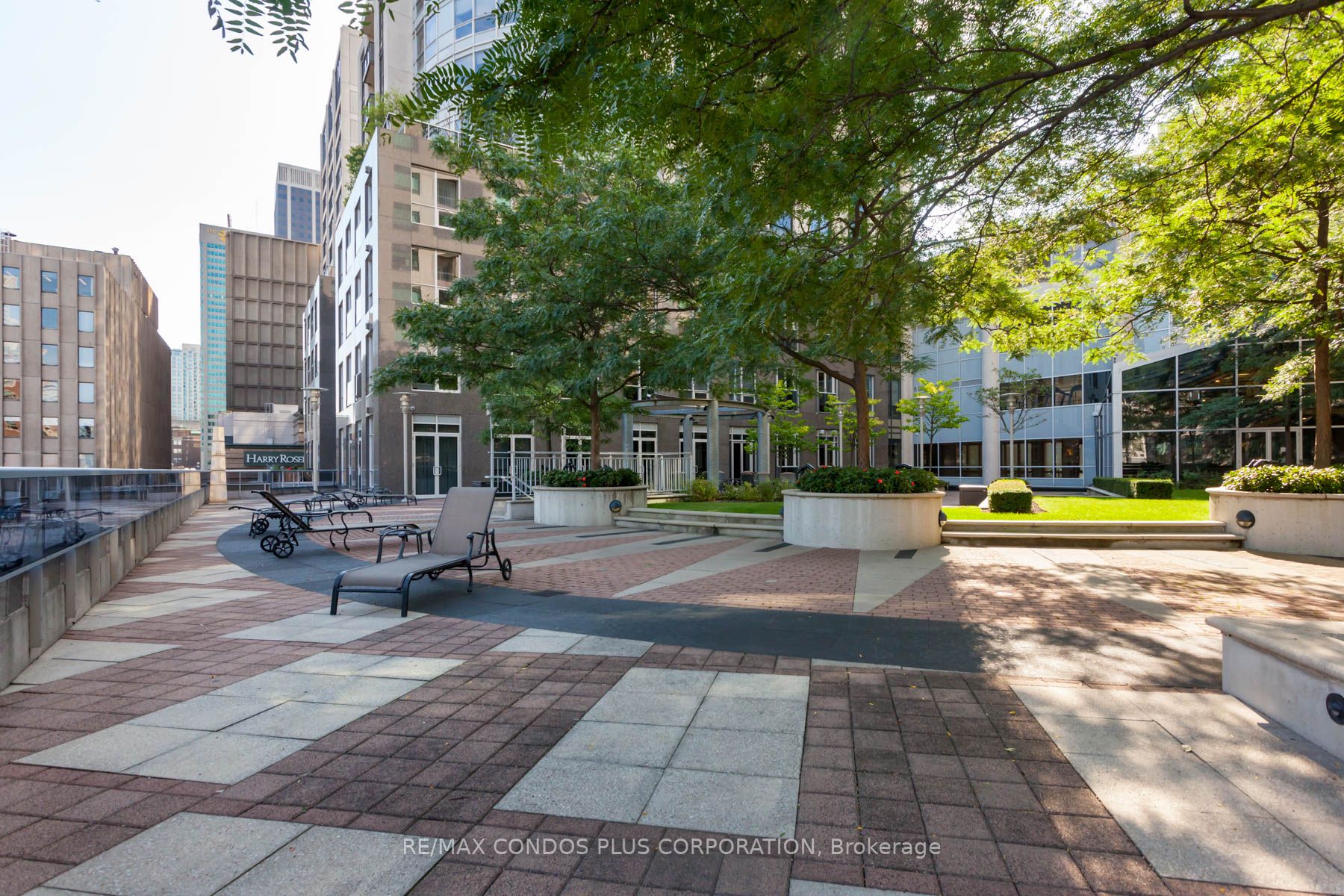 10 Bellair St, #801