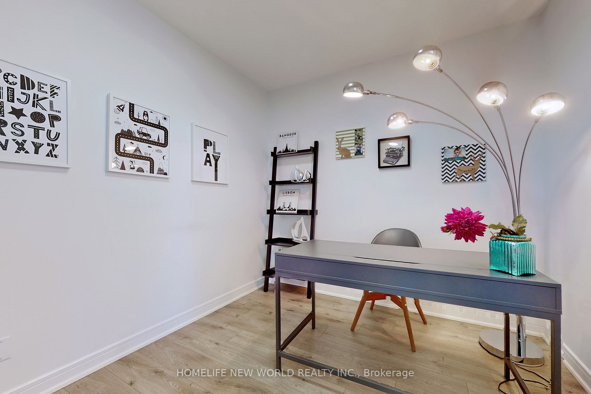 31 Bales Ave, #Ph107