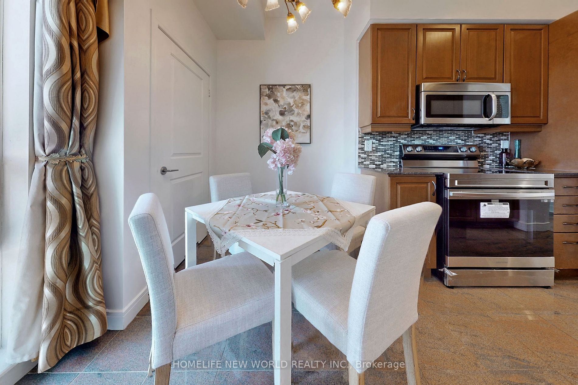 31 Bales Ave, #Ph107