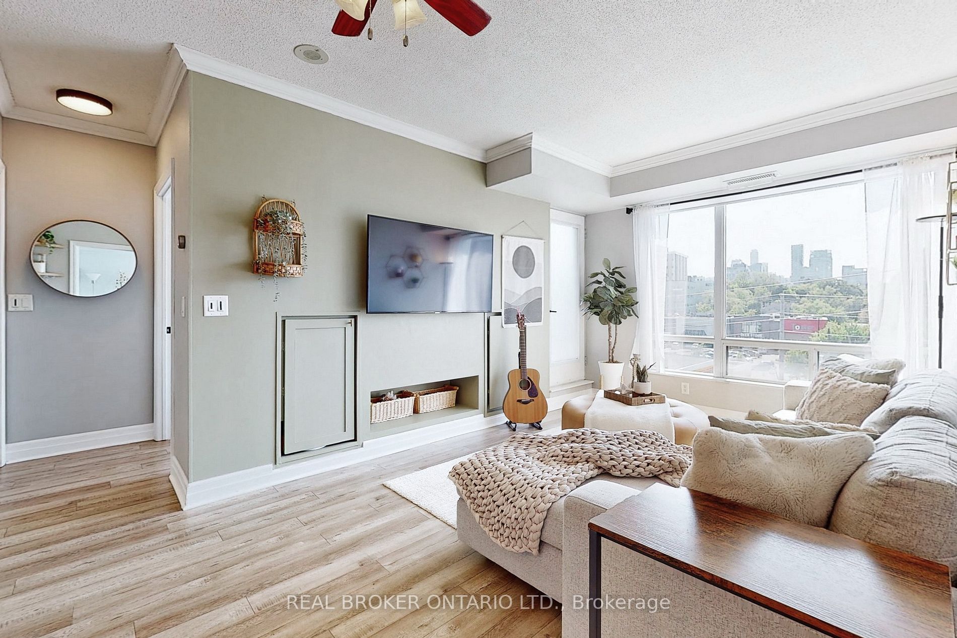 1801 Bayview Ave, #505