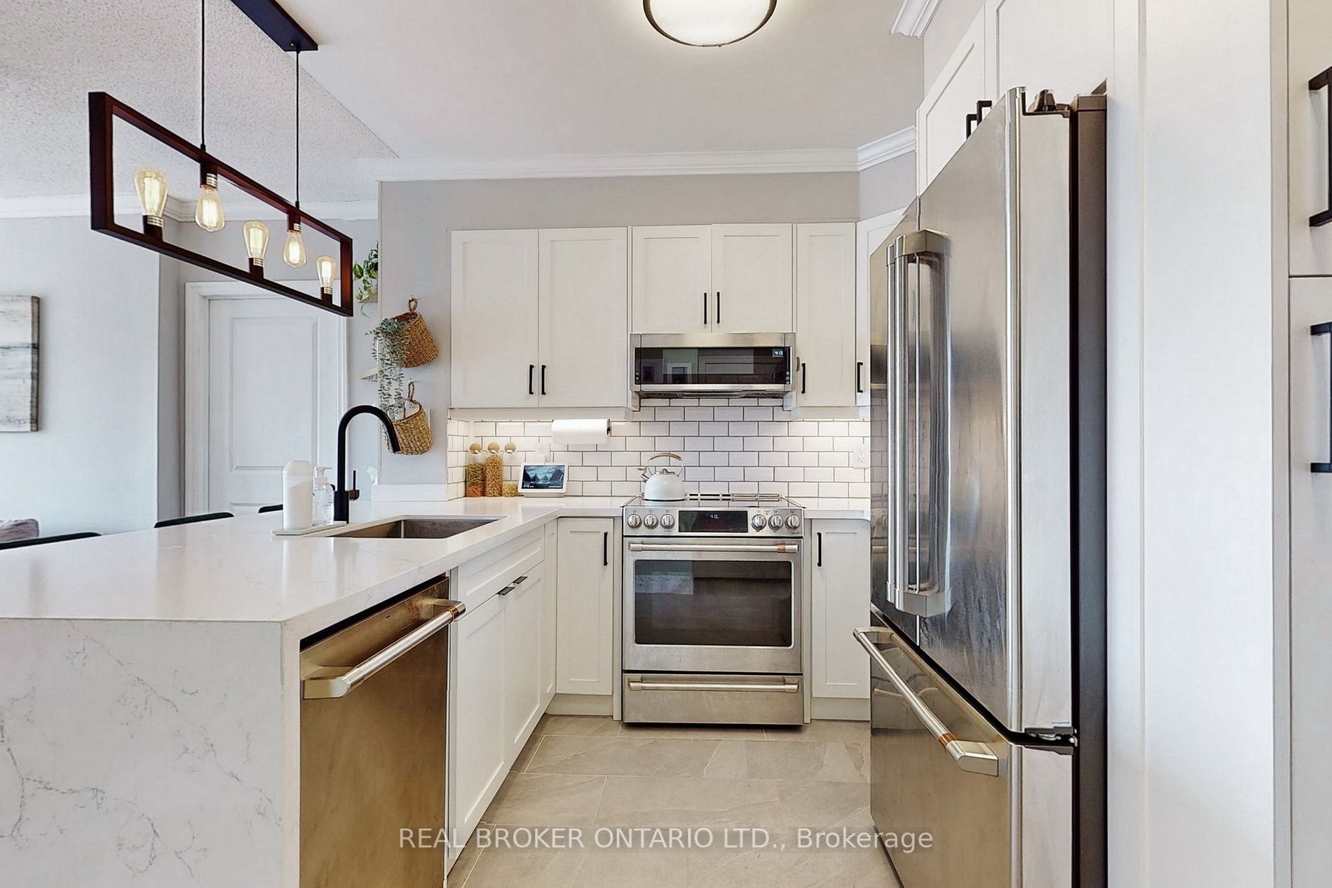 1801 Bayview Ave, #505