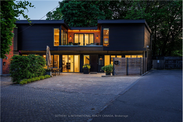 301R Davenport Rd, Toronto