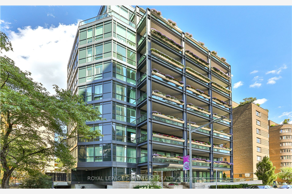 112 St Clair Ave W, Toronto