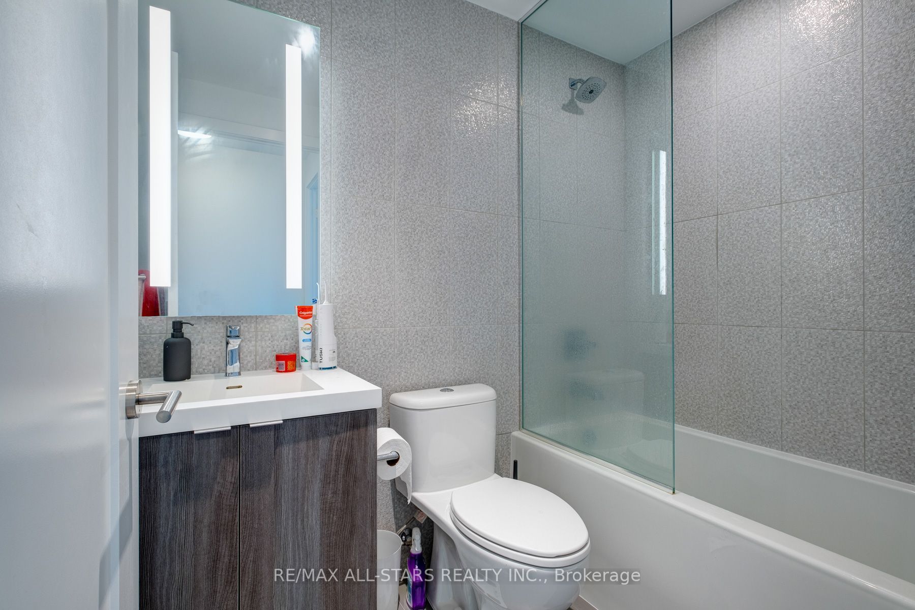 575 Bloor Street E, #2302