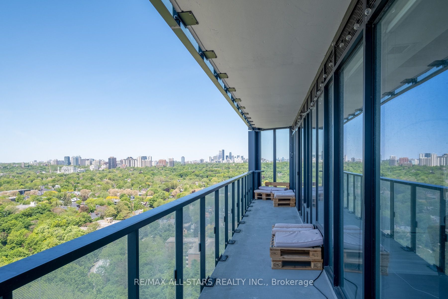 575 Bloor Street E, #2302