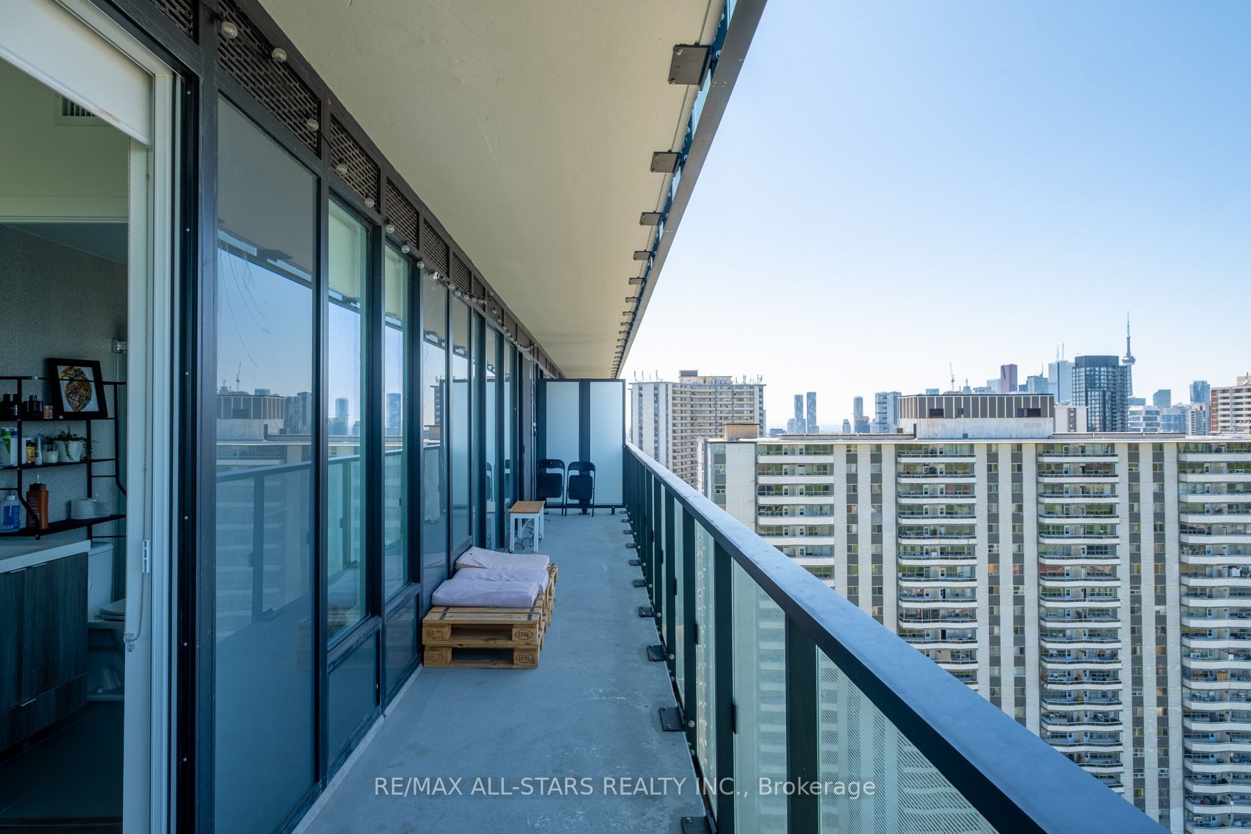 575 Bloor Street E, #2302