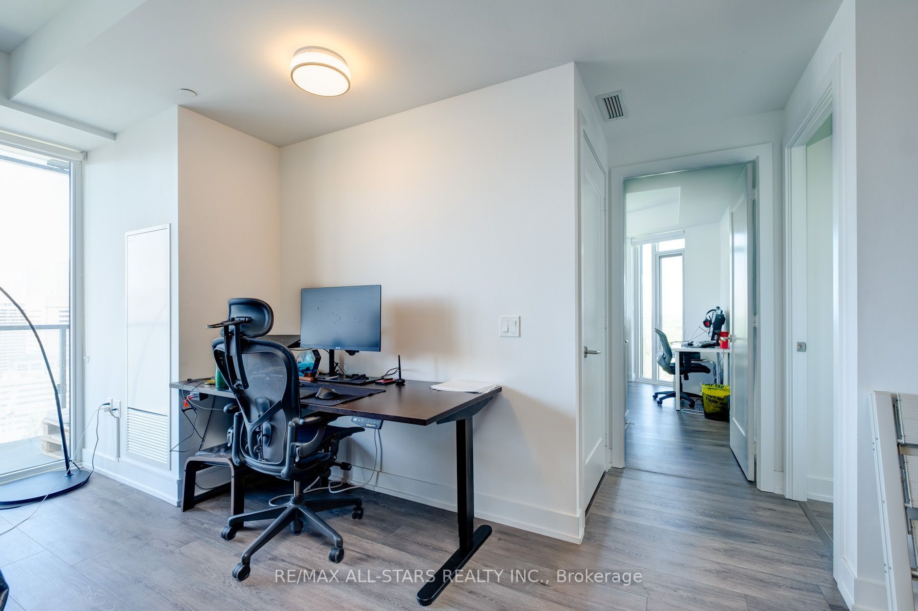 575 Bloor Street E, #2302