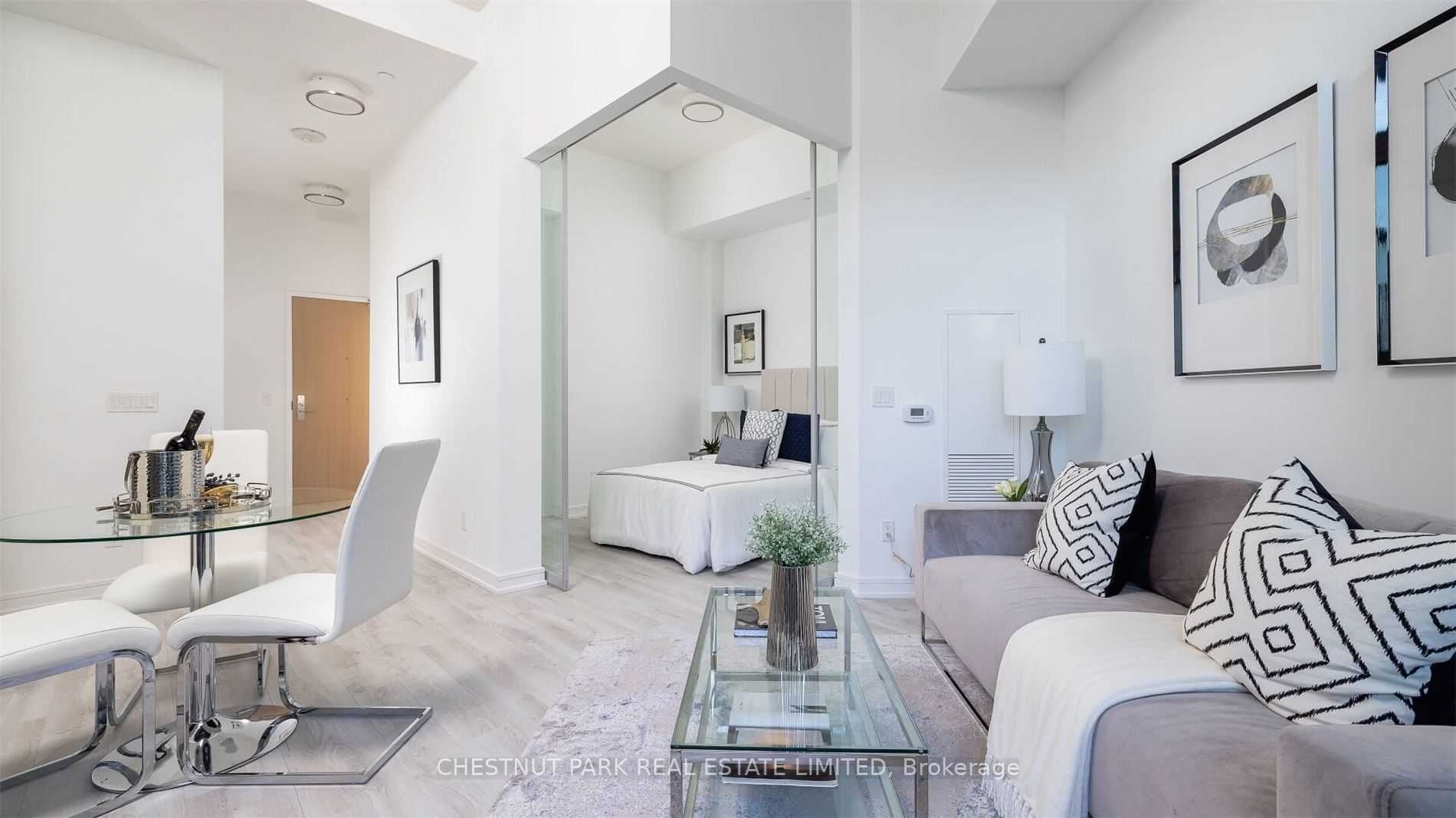 621 Sheppard Ave E, #110