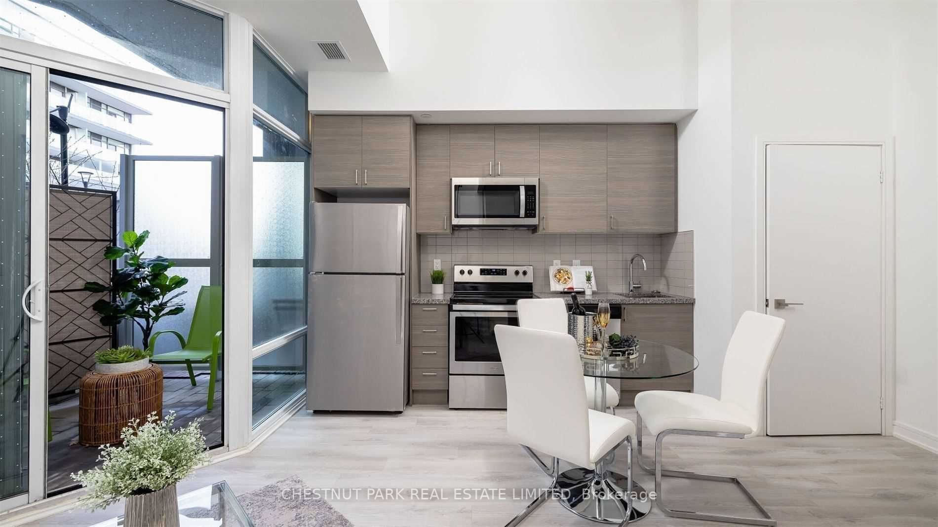 621 Sheppard Ave E, #110