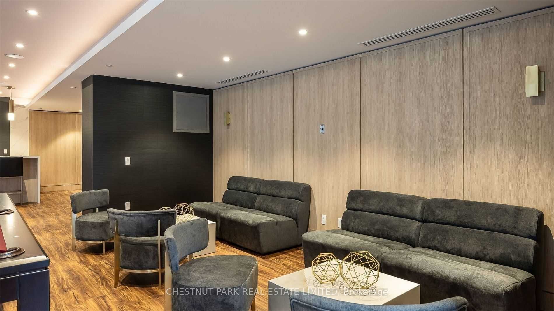 621 Sheppard Ave E, #110