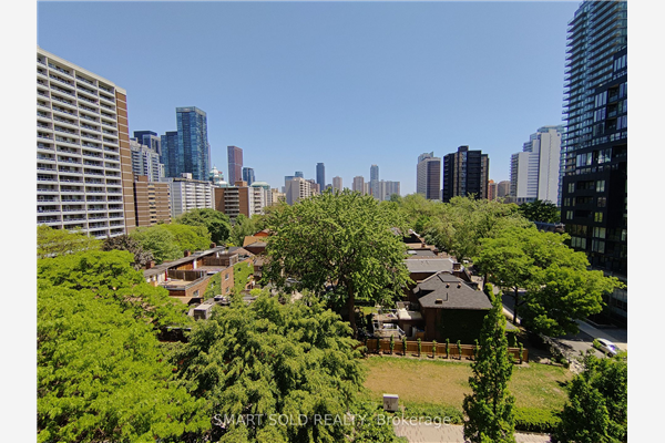 3 Gloucester St, Toronto
