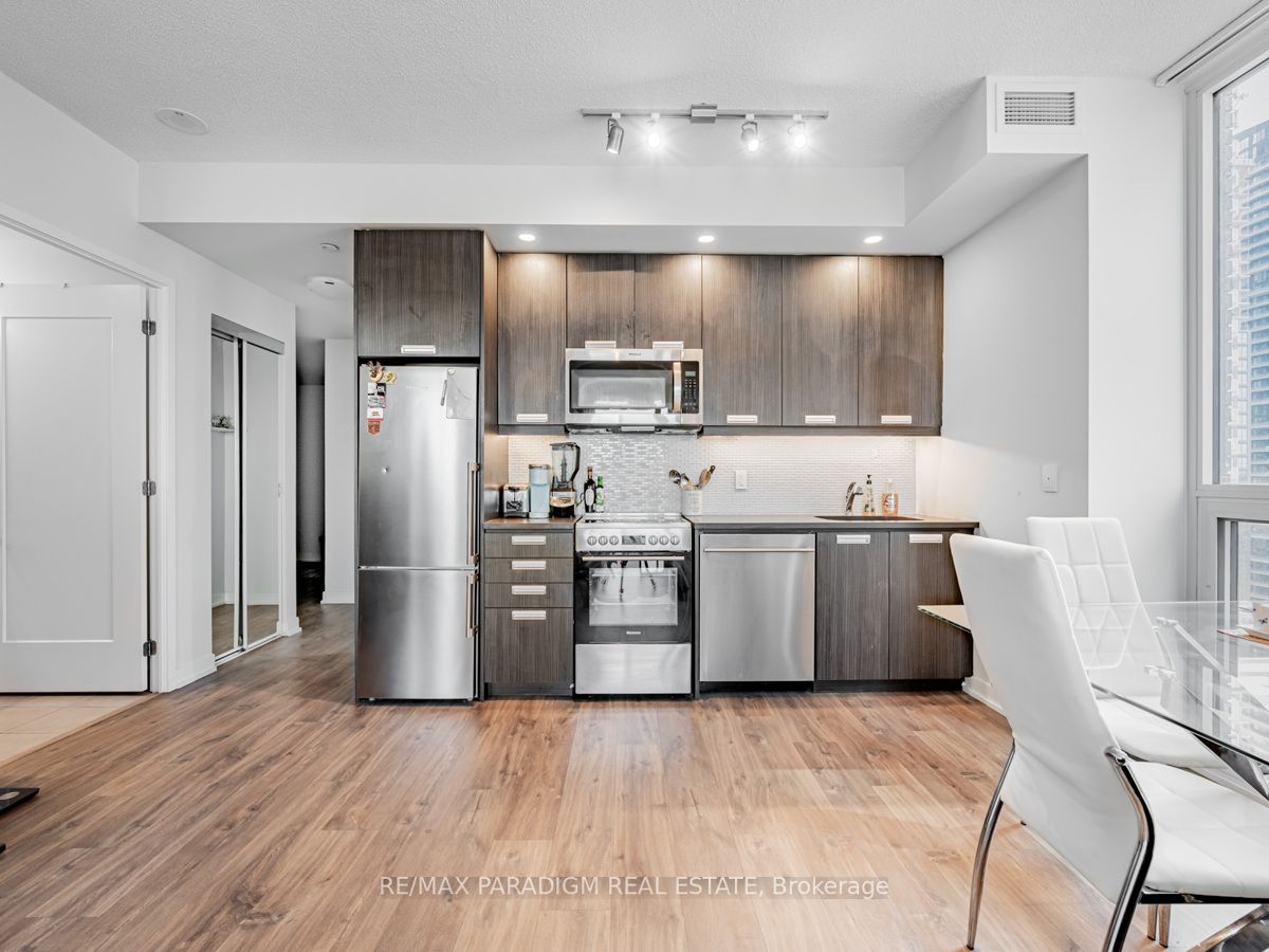 Listing C6068500 - Large Photo # 8