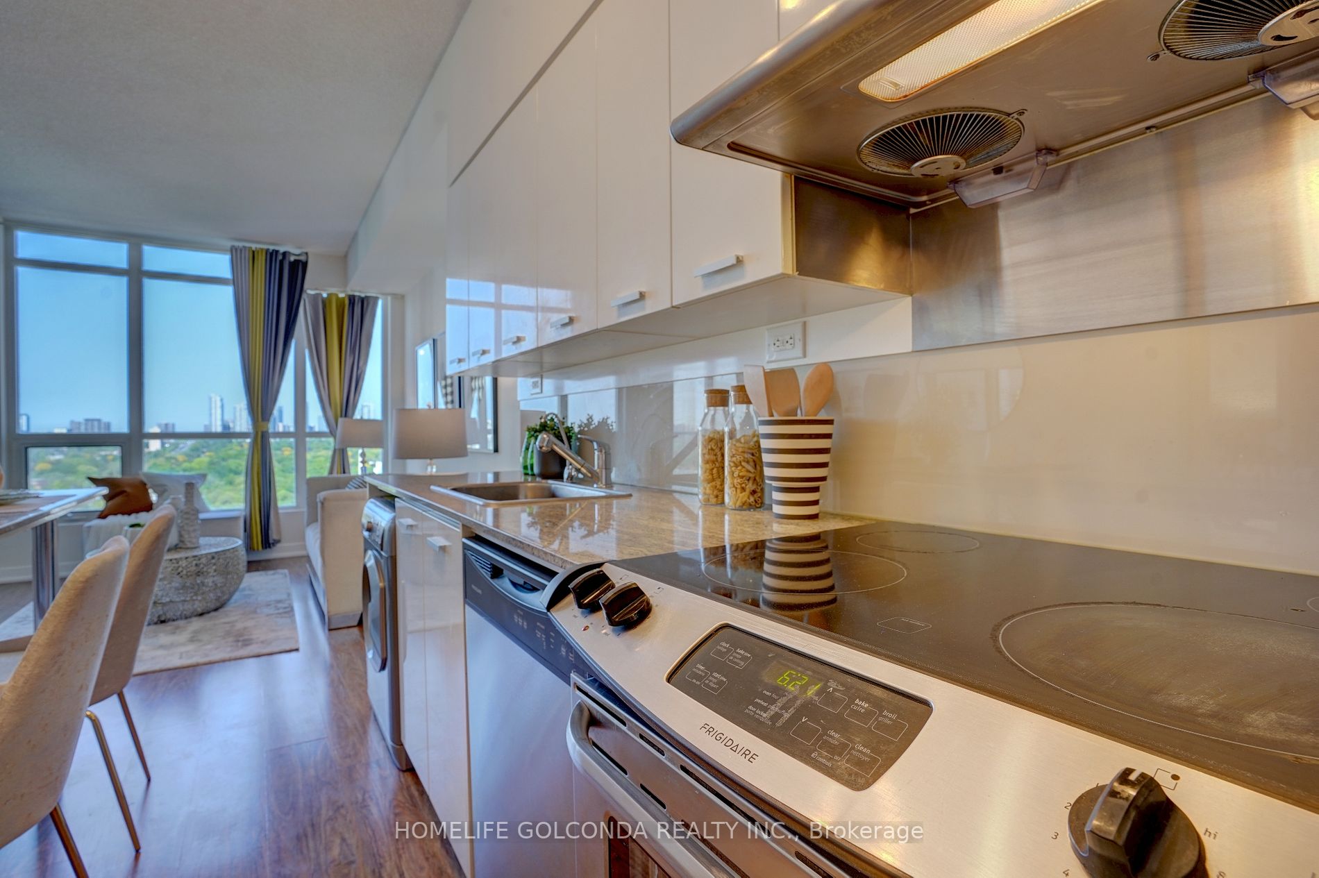 29 Singer Court, #2110