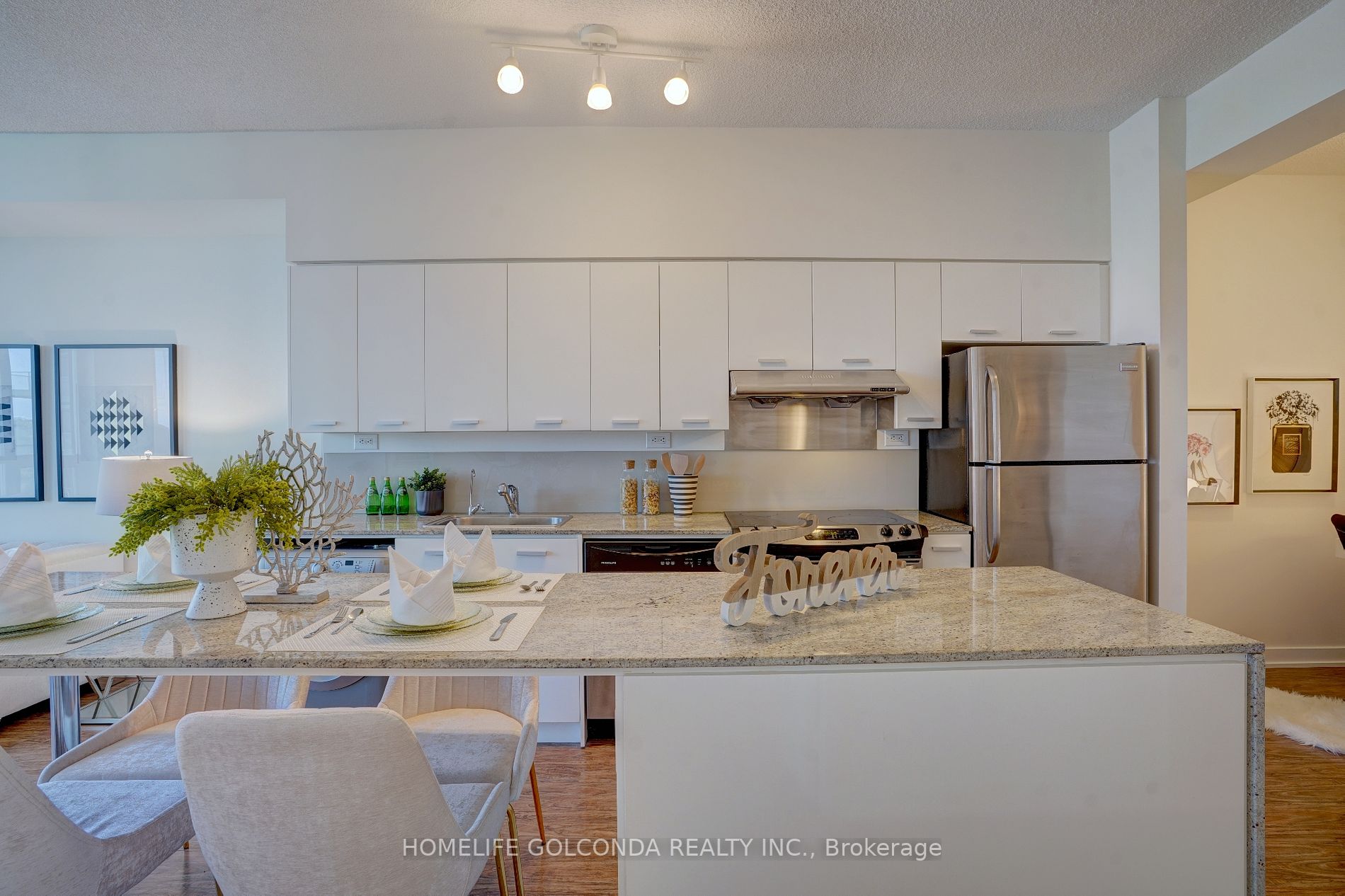29 Singer Court, #2110