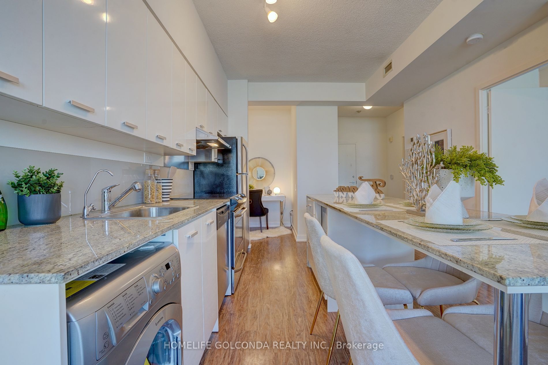 29 Singer Court, #2110