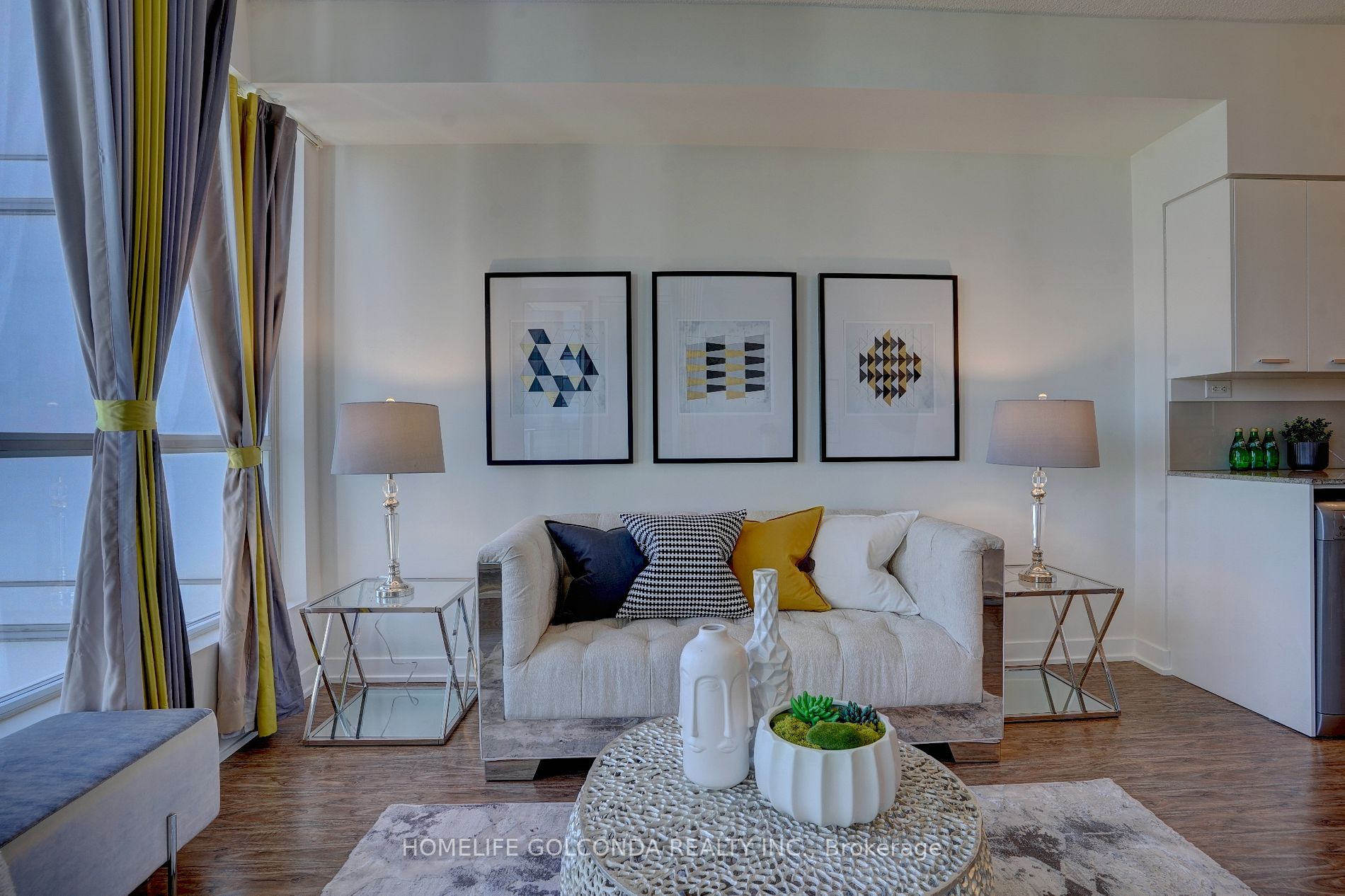 29 Singer Court, #2110