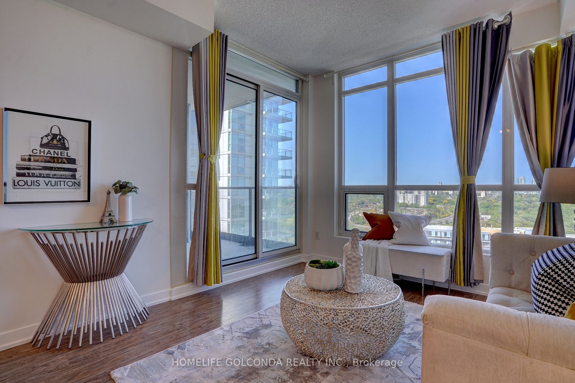 29 Singer Court, #2110