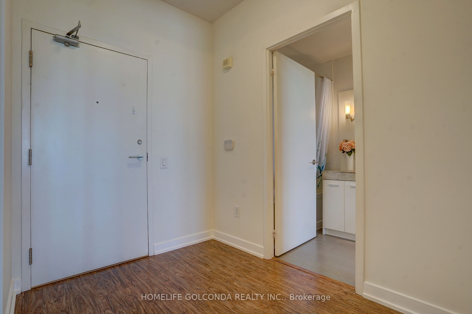 29 Singer Court, #2110
