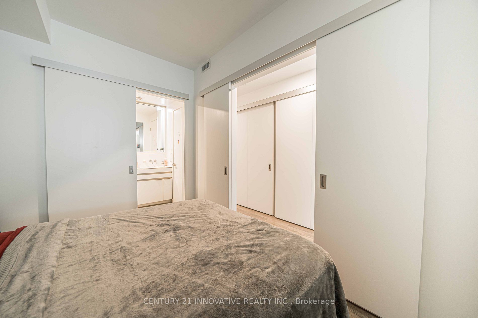 Listing C6069504 - Large Photo # 10