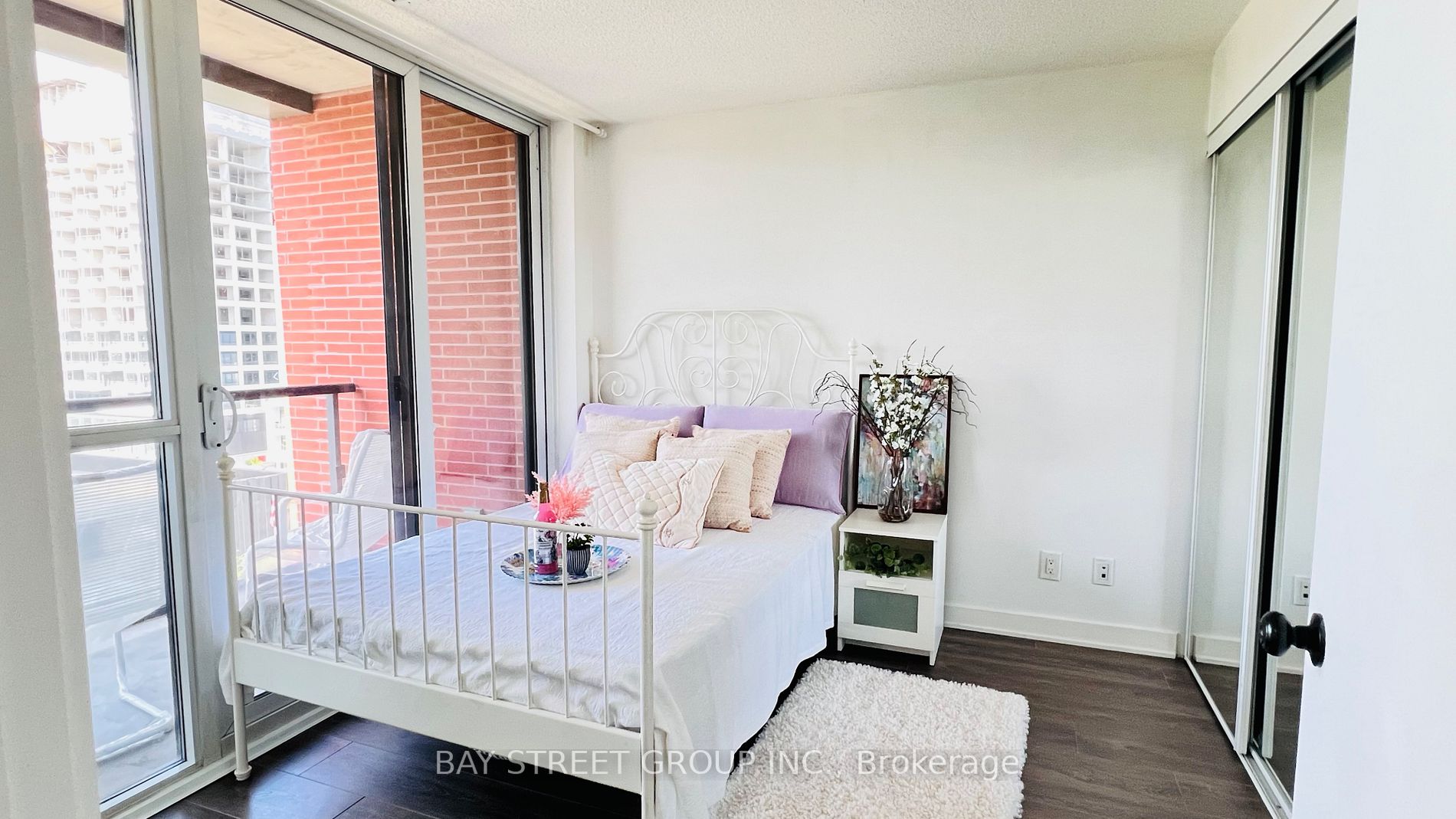 Listing C6070212 - Large Photo # 17