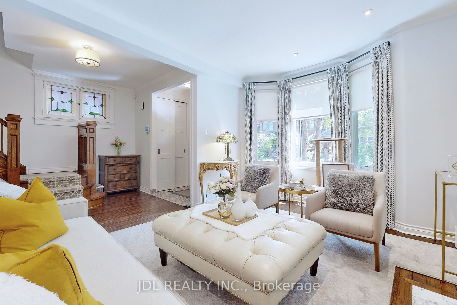 108 Hilton Ave