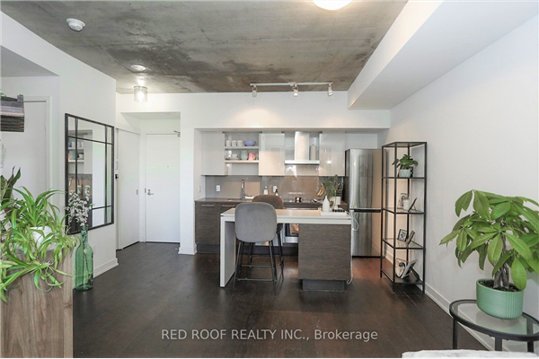 1030 King St W, Toronto