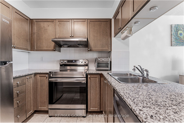 228 Queens Quay W, Toronto