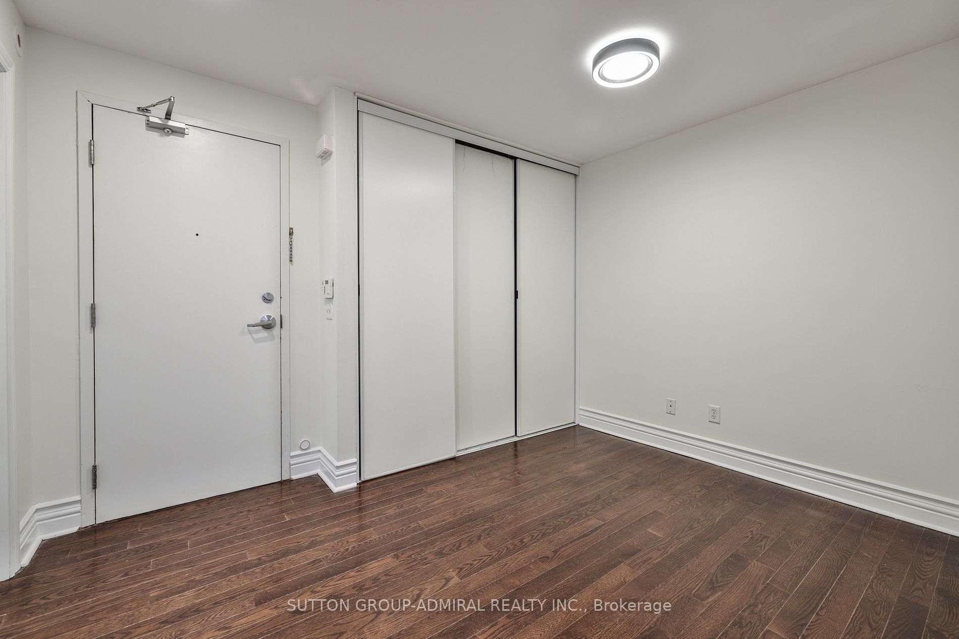 539 Jarvis Street, #M3