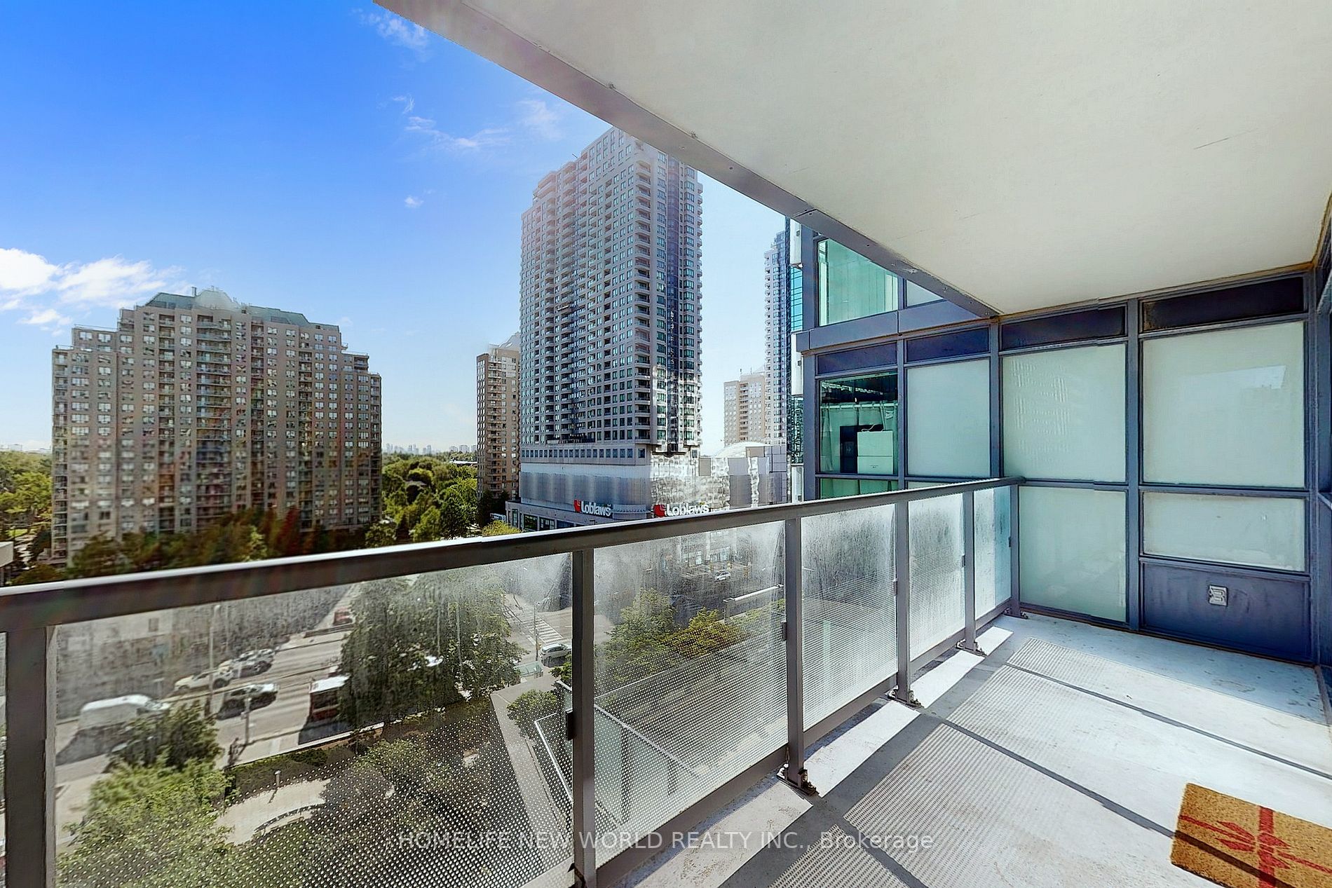 5162 Yonge St, #706