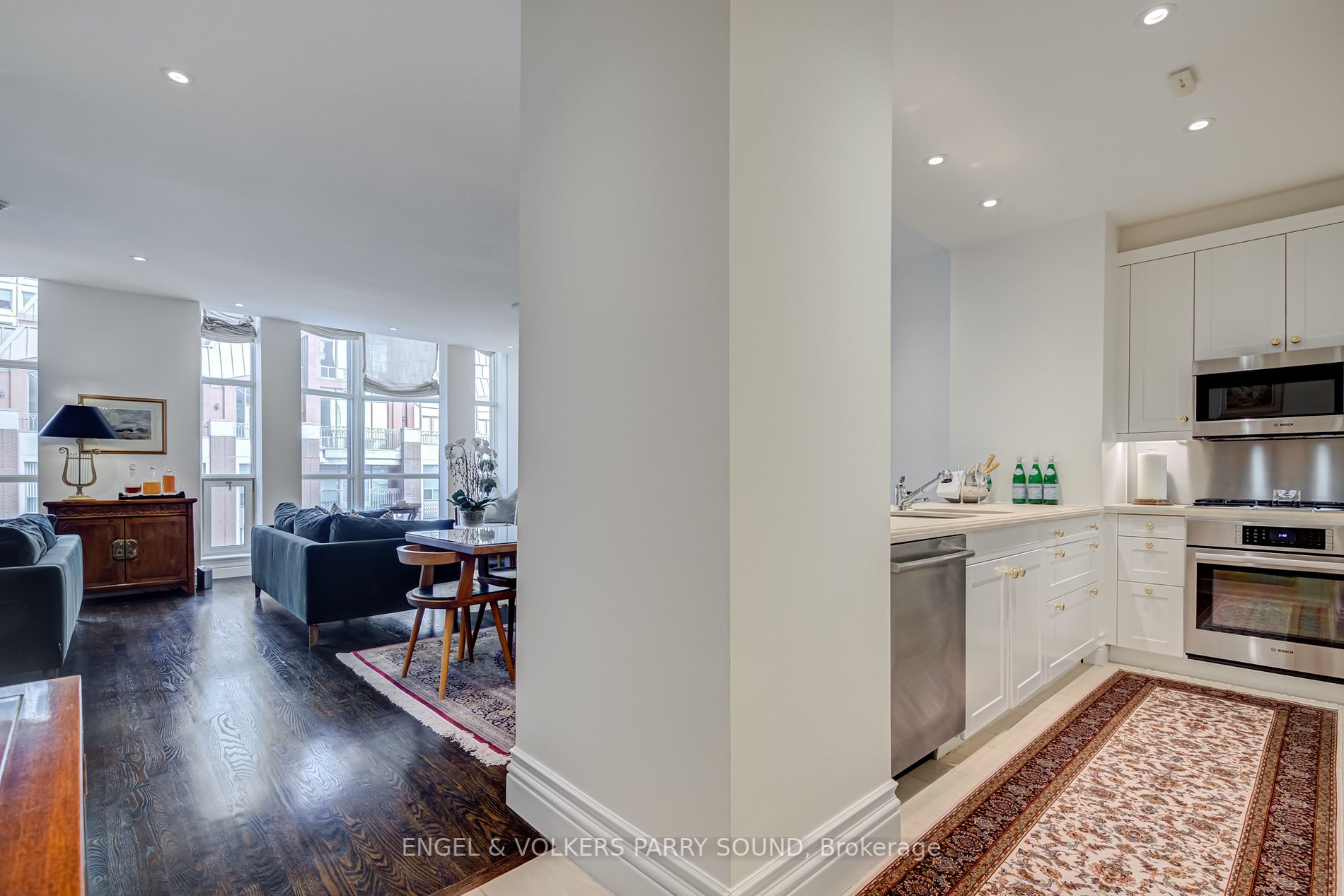 22 St Thomas St, #7C