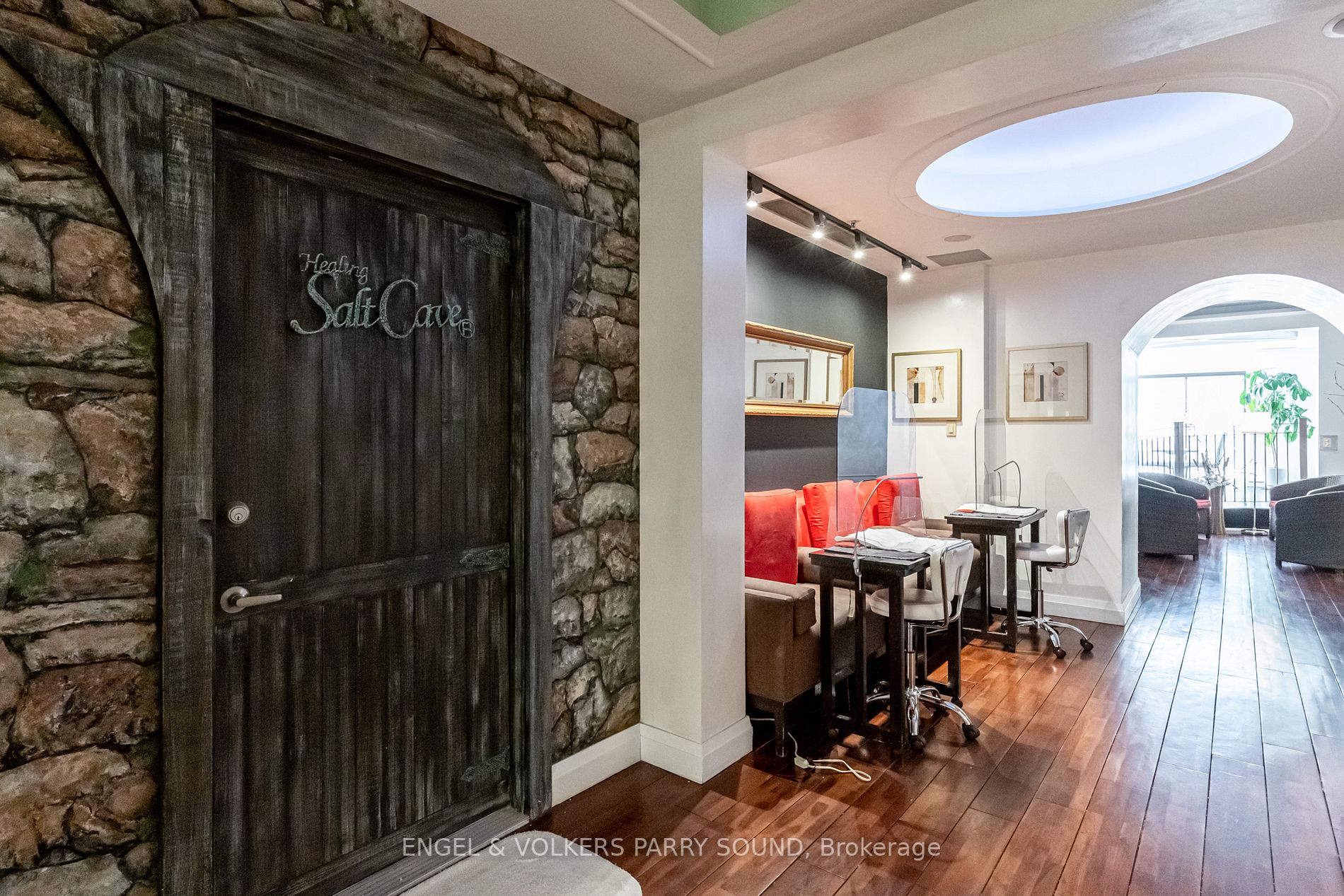 22 St Thomas St, #7C
