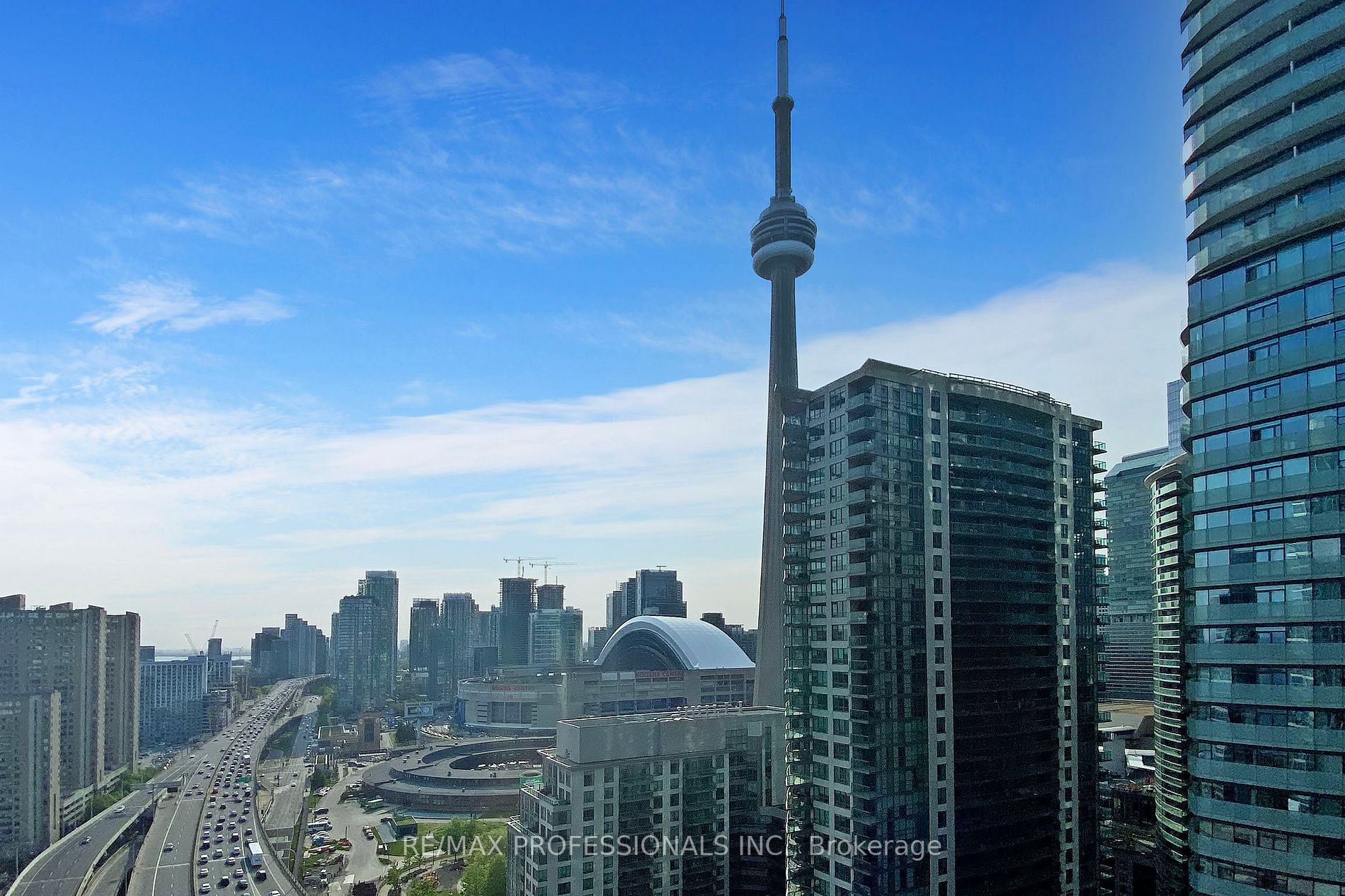10 York St, #2410