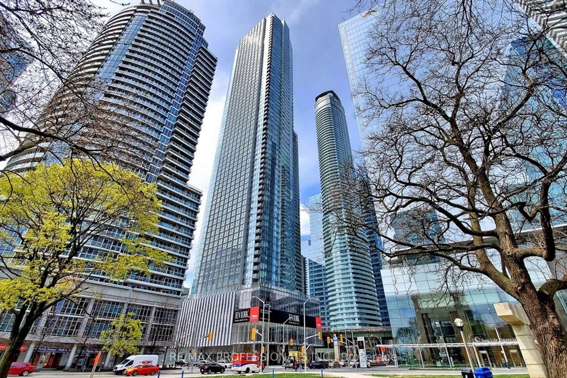 10 York St, #2410
