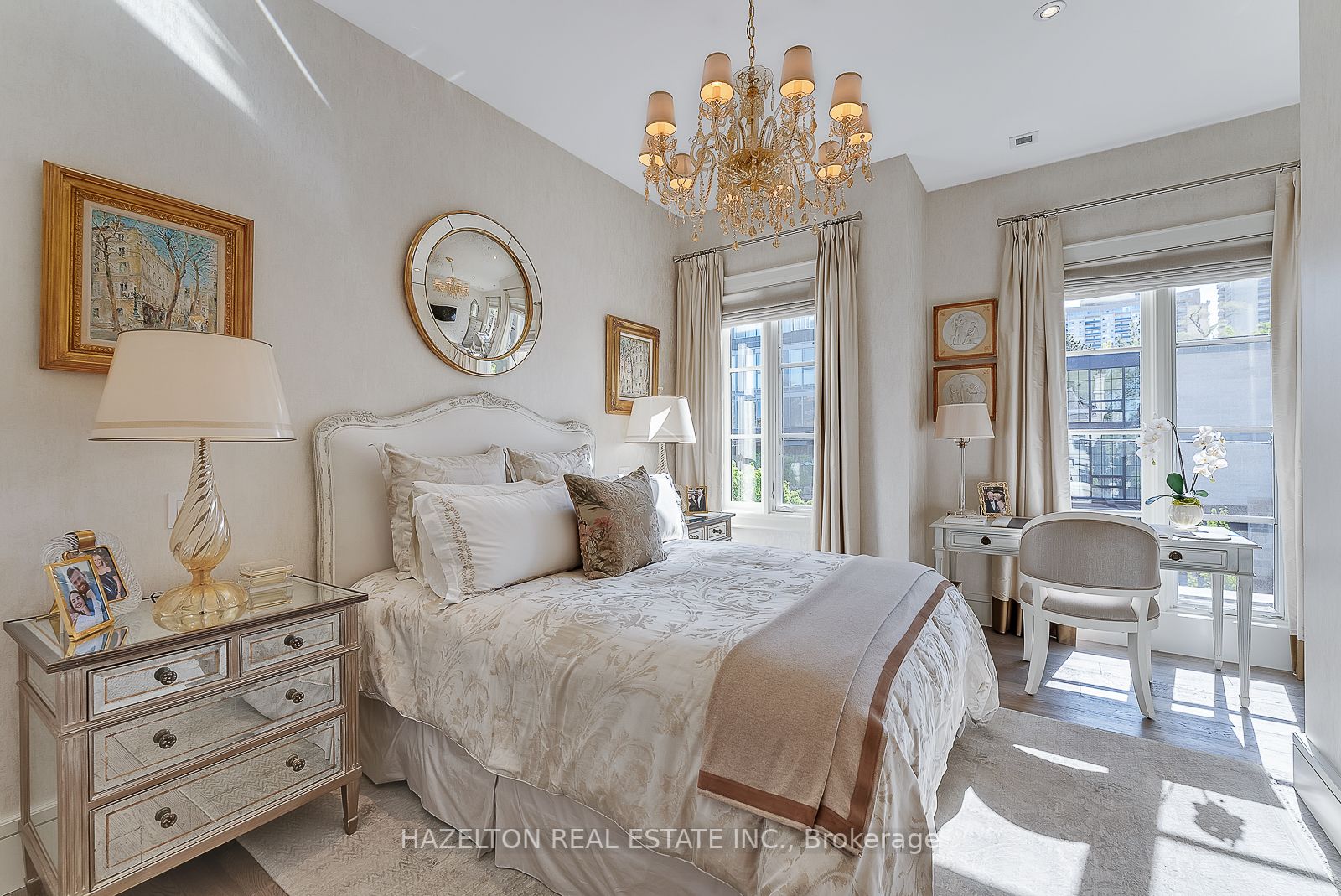 9 Parkwood Ave