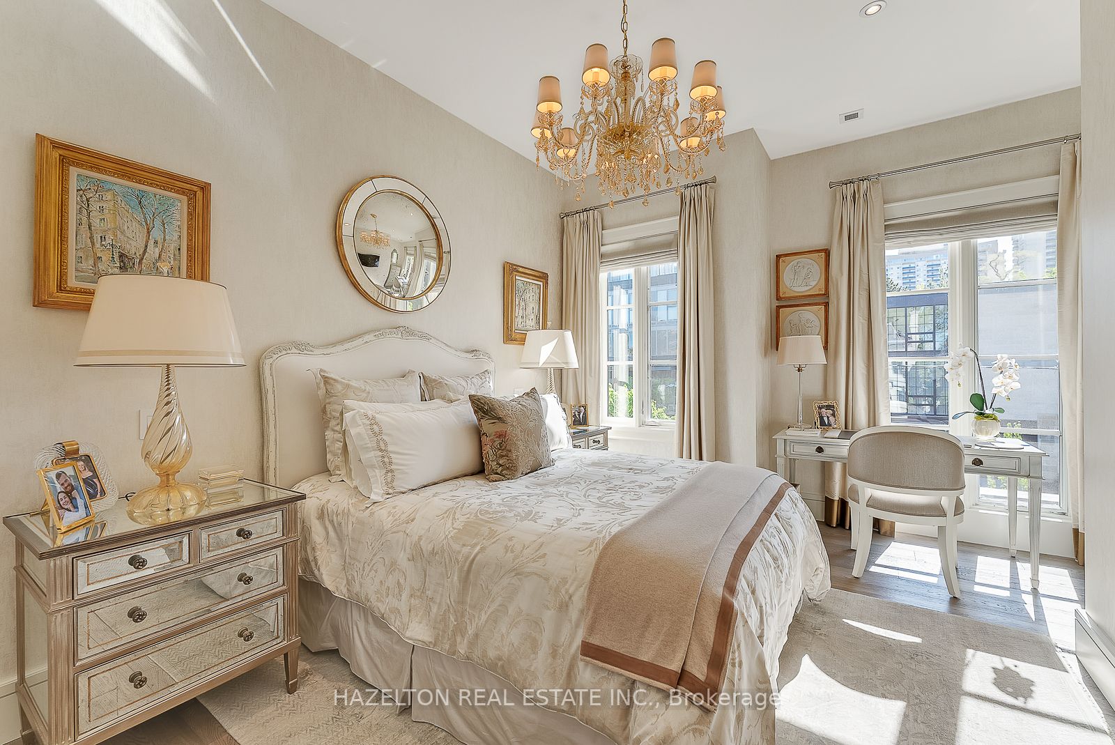 9 Parkwood Ave