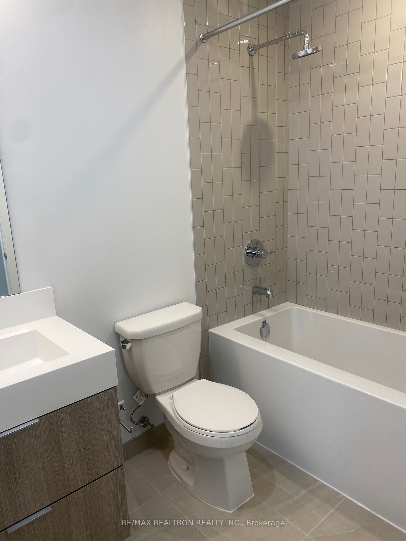 35 Tubman Avenue, #1116