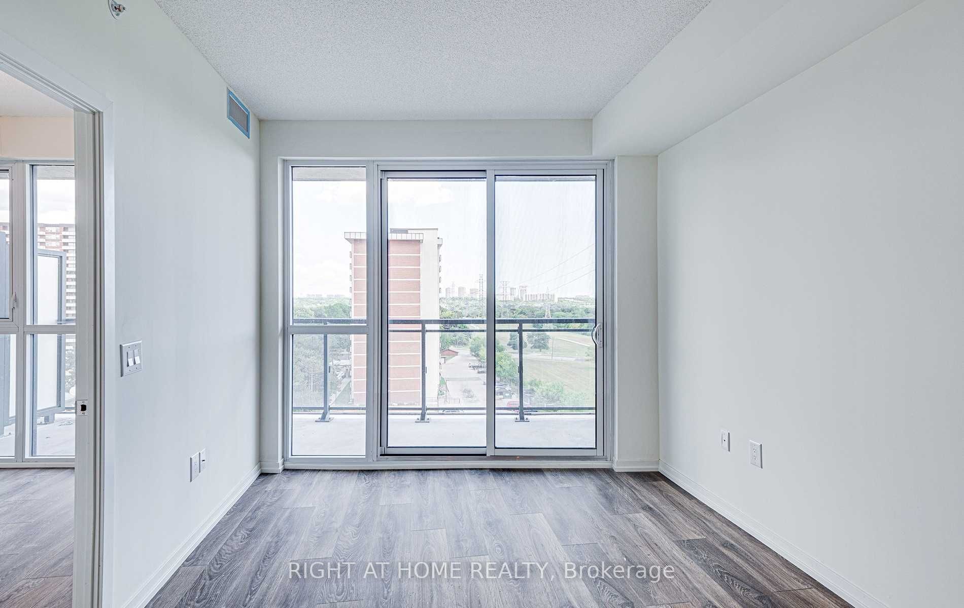3237 Bayview Ave, #807
