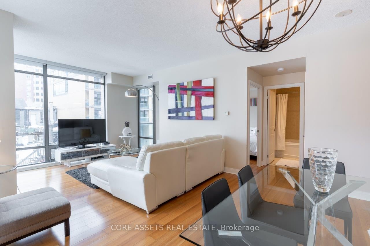 21 Scollard St, #301