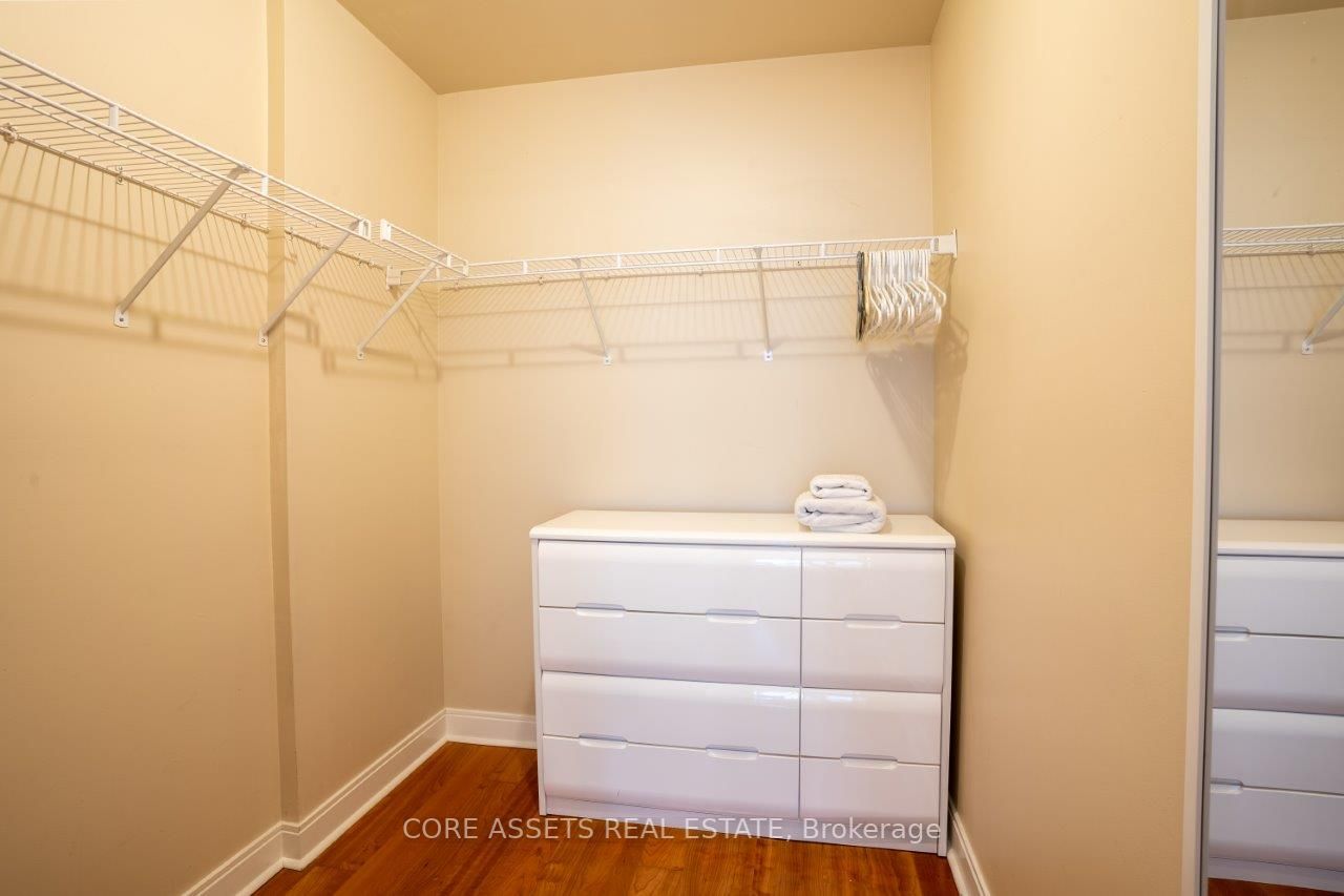 21 Scollard St, #301